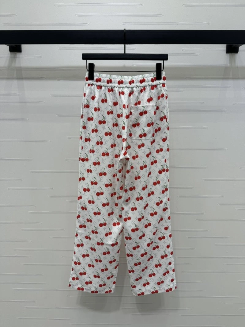 Lightweight Louis Vuitton Long Pants 131083