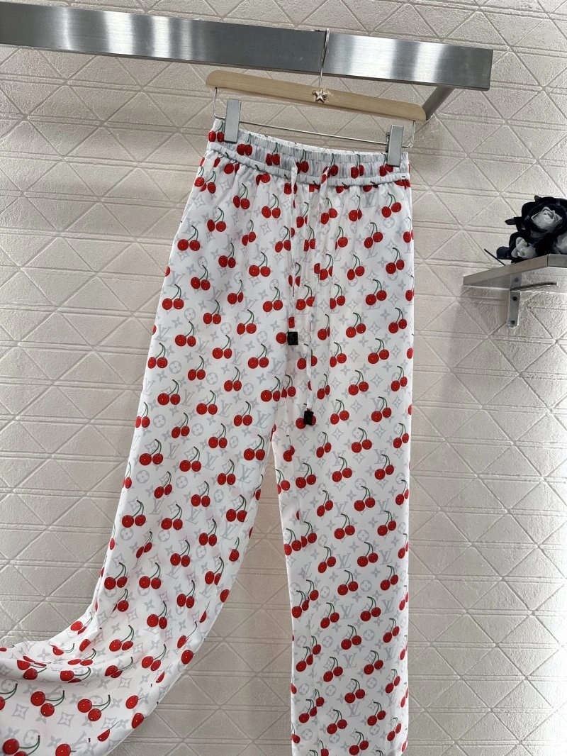 Louis Vuitton Long Pants Contemporary 131073