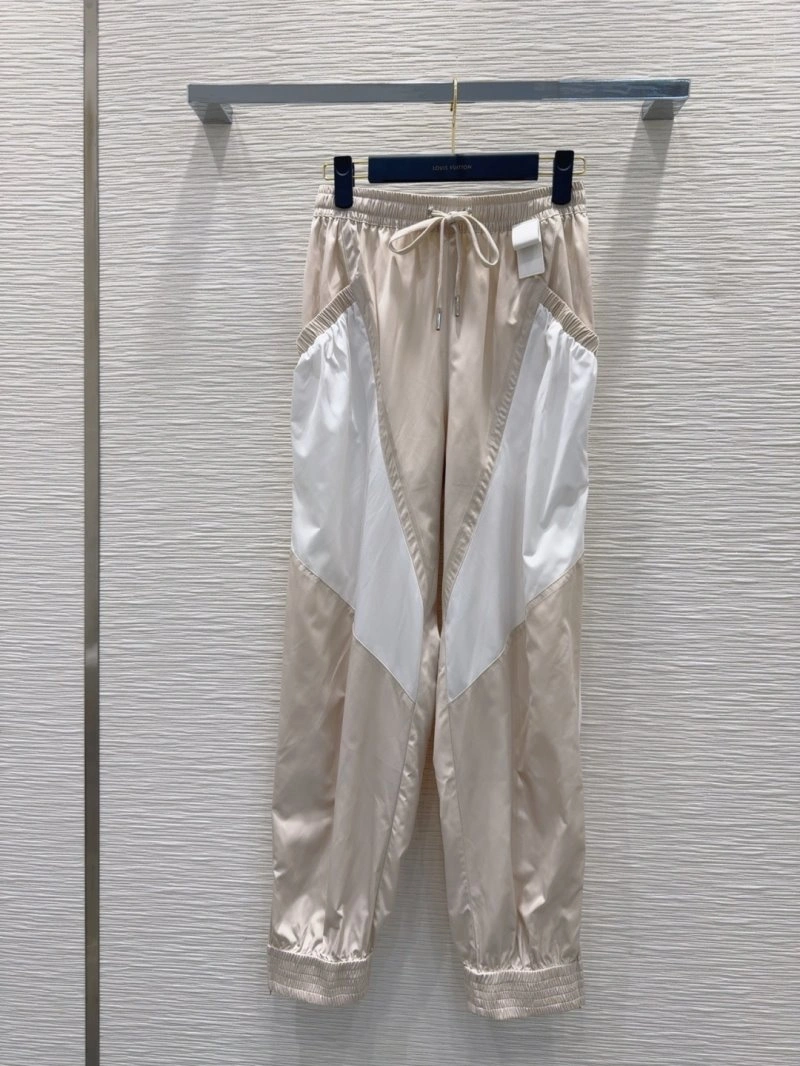 Elegant Louis Vuitton Long Pants 131079