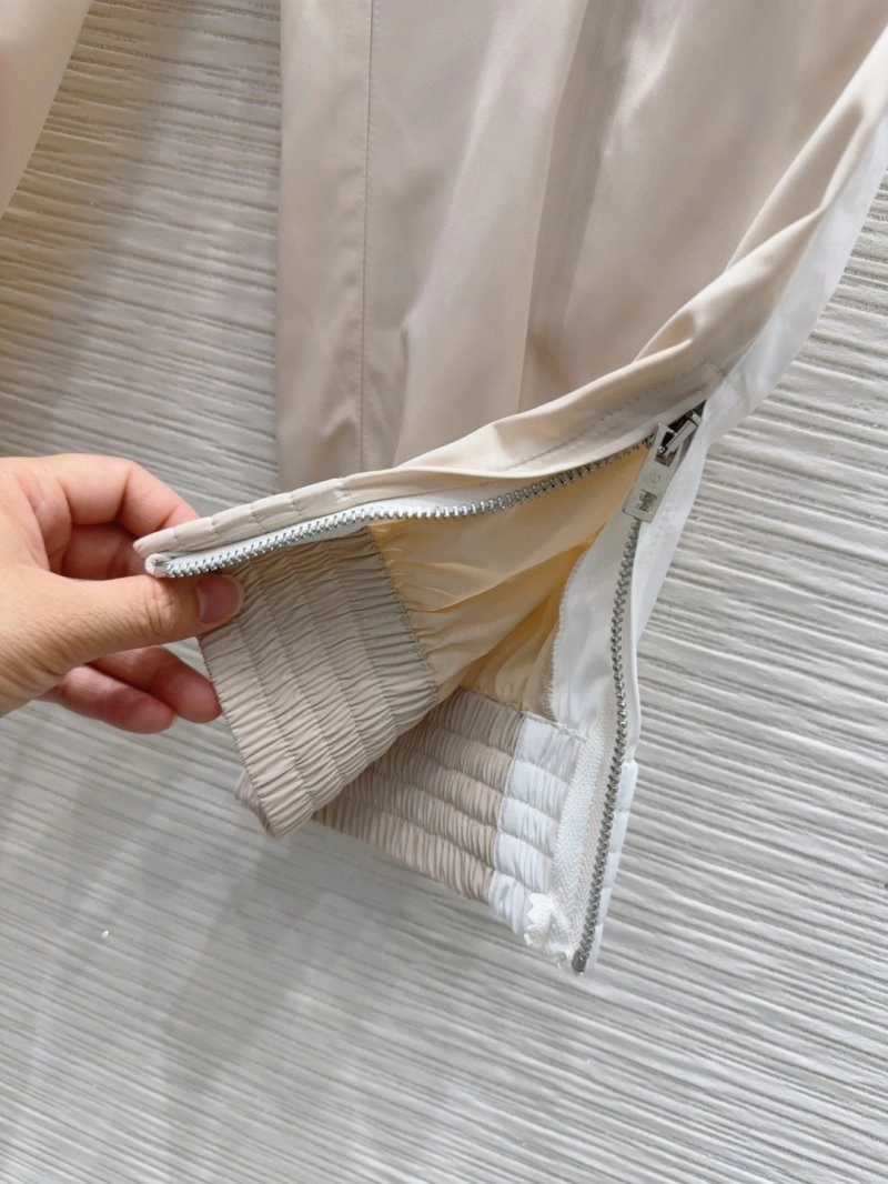 Elegant Louis Vuitton Long Pants 131079