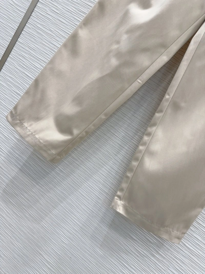 Sporty Louis Vuitton Long Pants 131784