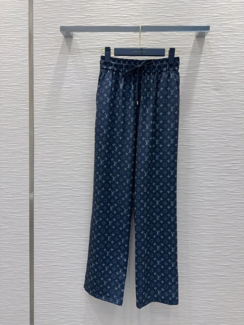 Elegant Louis Vuitton Long Pants 131800