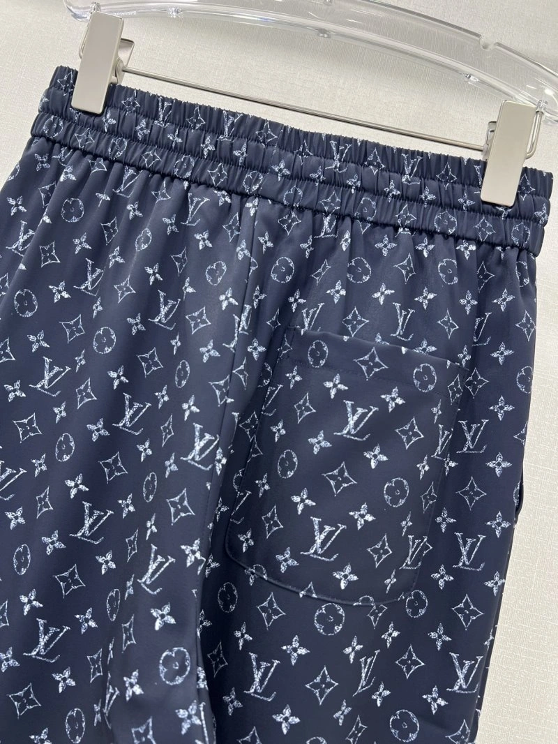 Louis Vuitton Long Pants Sleek 131786