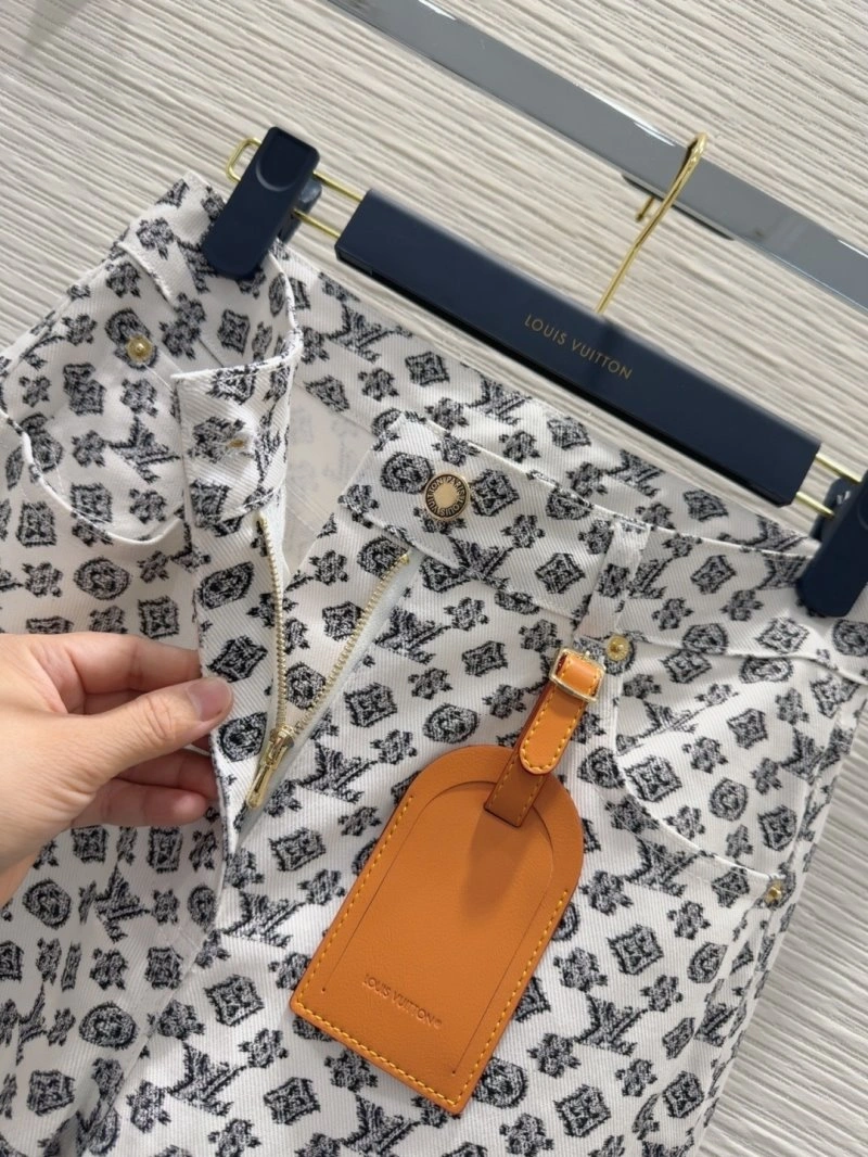 WaterResistant Louis Vuitton Long Pants 131775