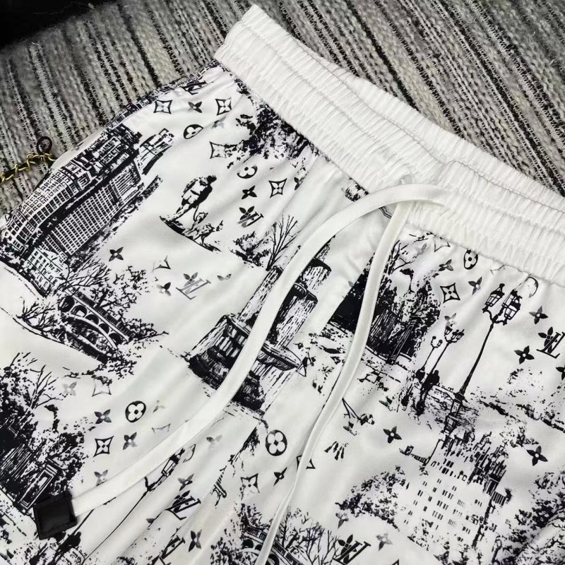 WaterResistant Louis Vuitton Long Pants 131779