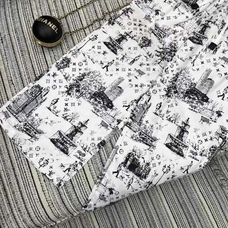 WaterResistant Louis Vuitton Long Pants 131779