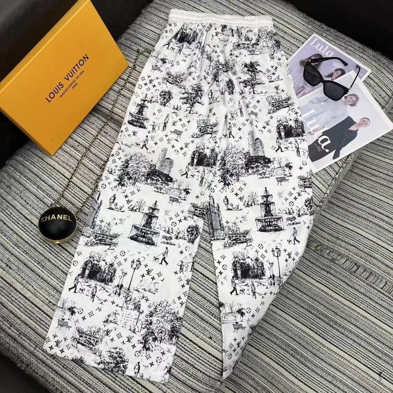 WaterResistant Louis Vuitton Long Pants 131779