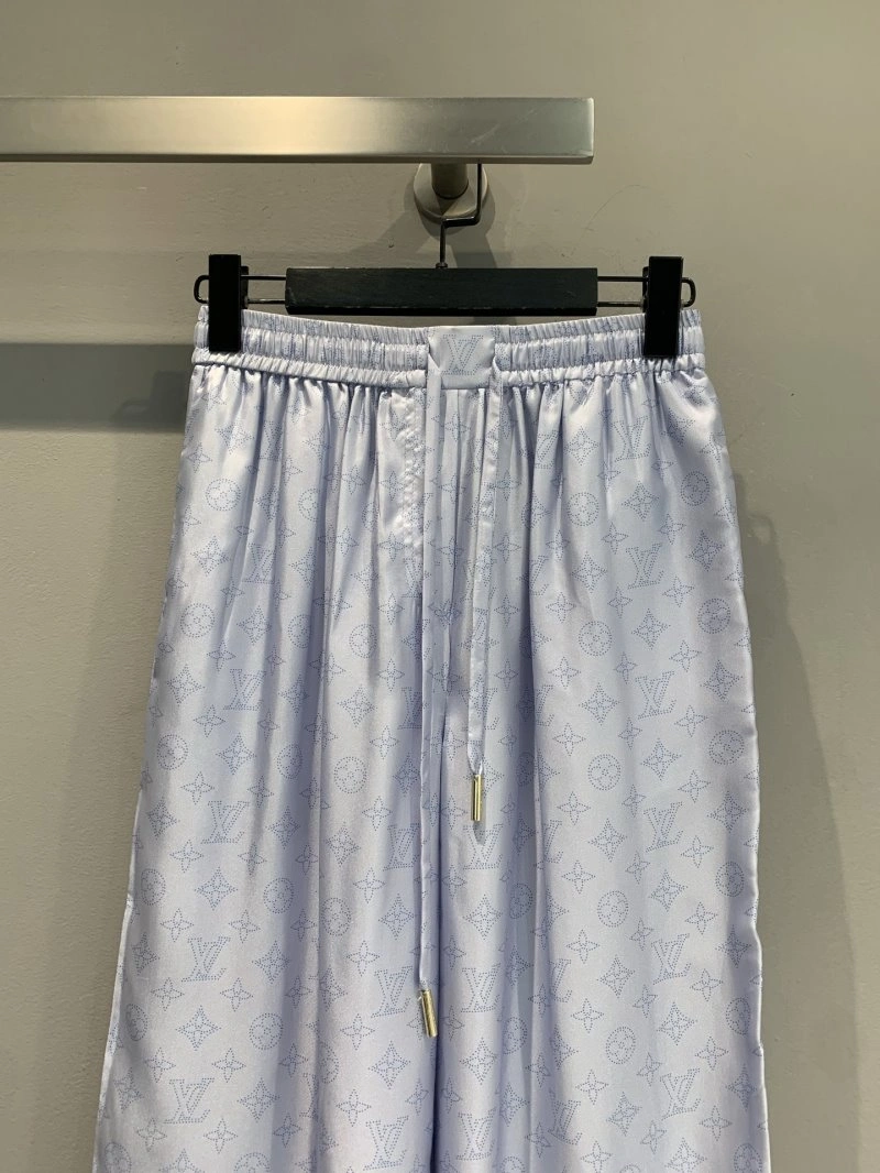 Stylish Louis Vuitton Long Pants 130772