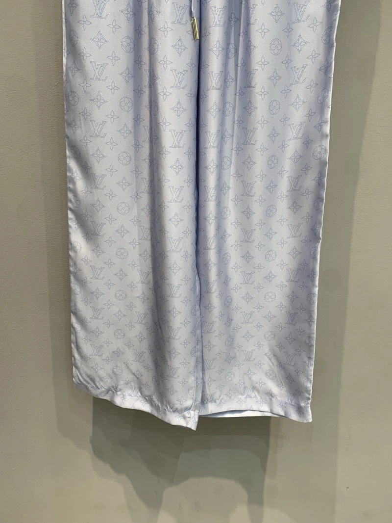Stylish Louis Vuitton Long Pants 130772