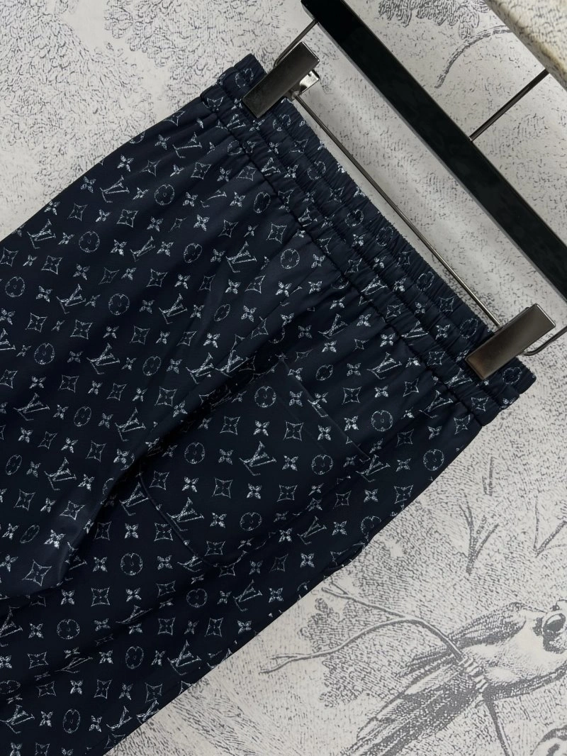 Elegant Louis Vuitton Long Pants 130787