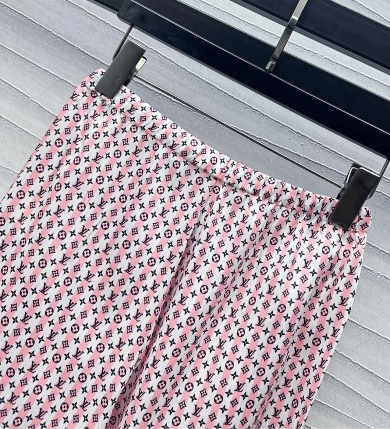 Louis Vuitton Long Pants Comfortable 130776