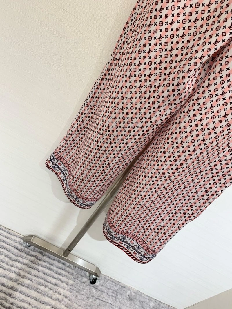 GoAnywhere Louis Vuitton Long Pants 130774
