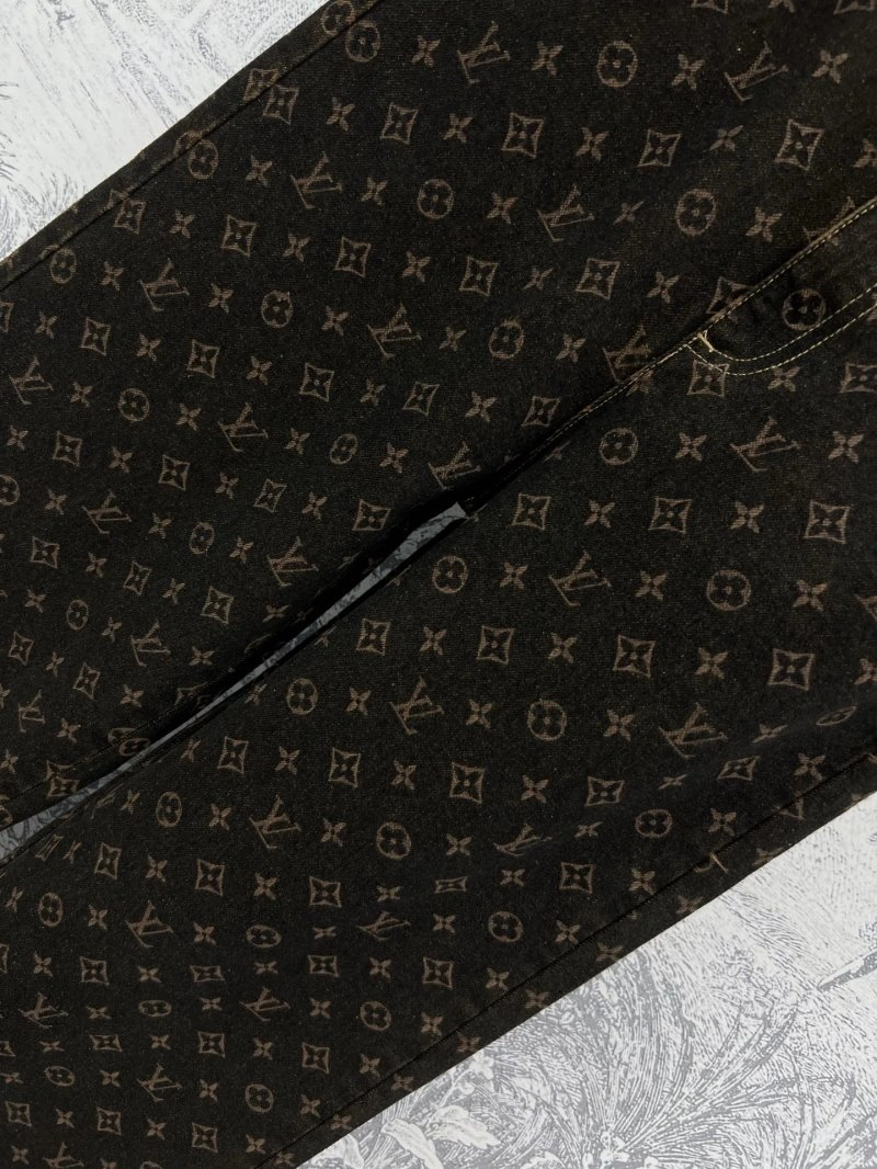 Timeless Louis Vuitton Long Pants 130762