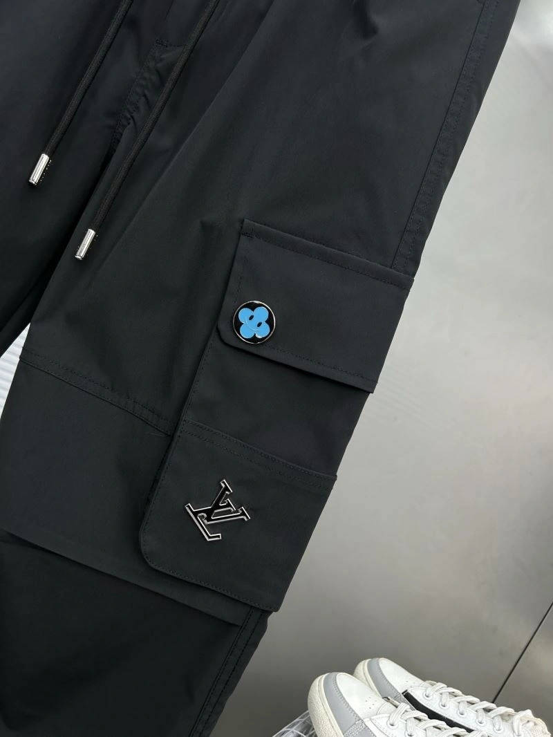 MoistureWicking Louis Vuitton Long Pants 135879