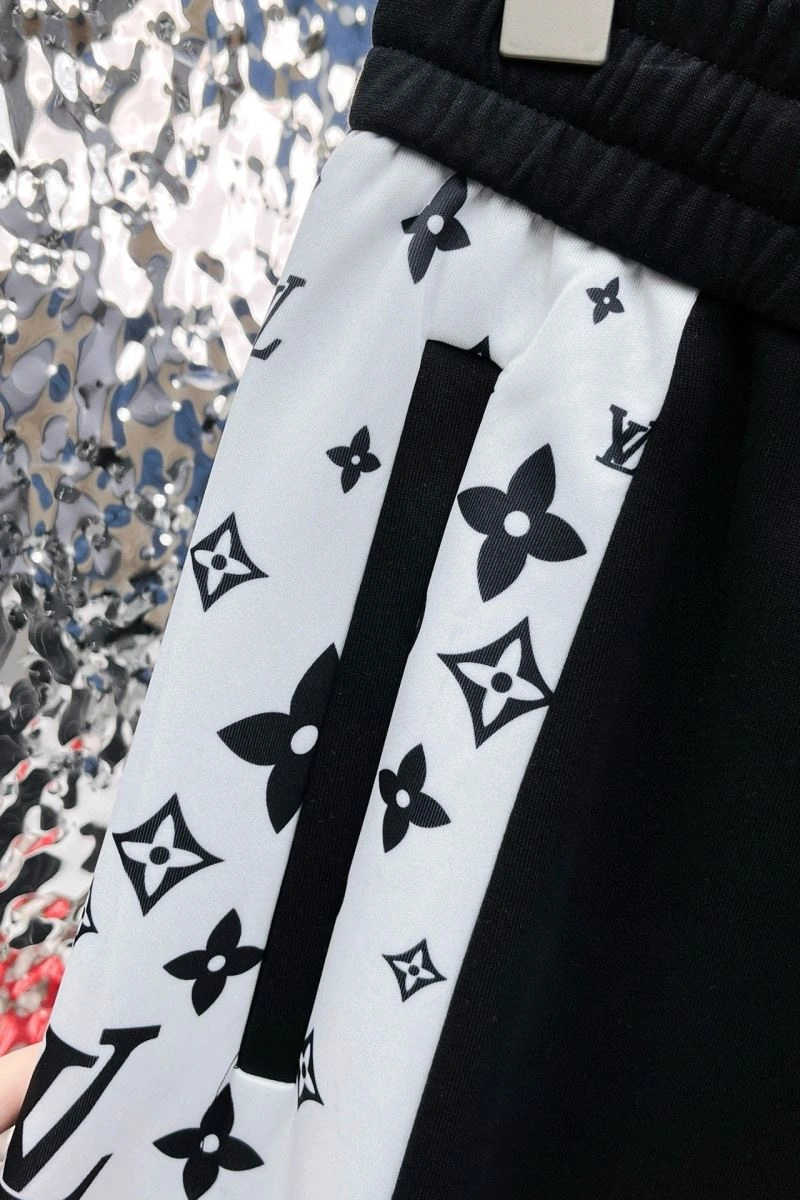 Elegant Louis Vuitton Long Pants 135864
