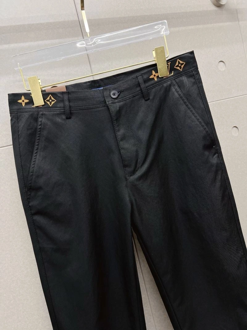 Breathable Louis Vuitton Long Pants 135843