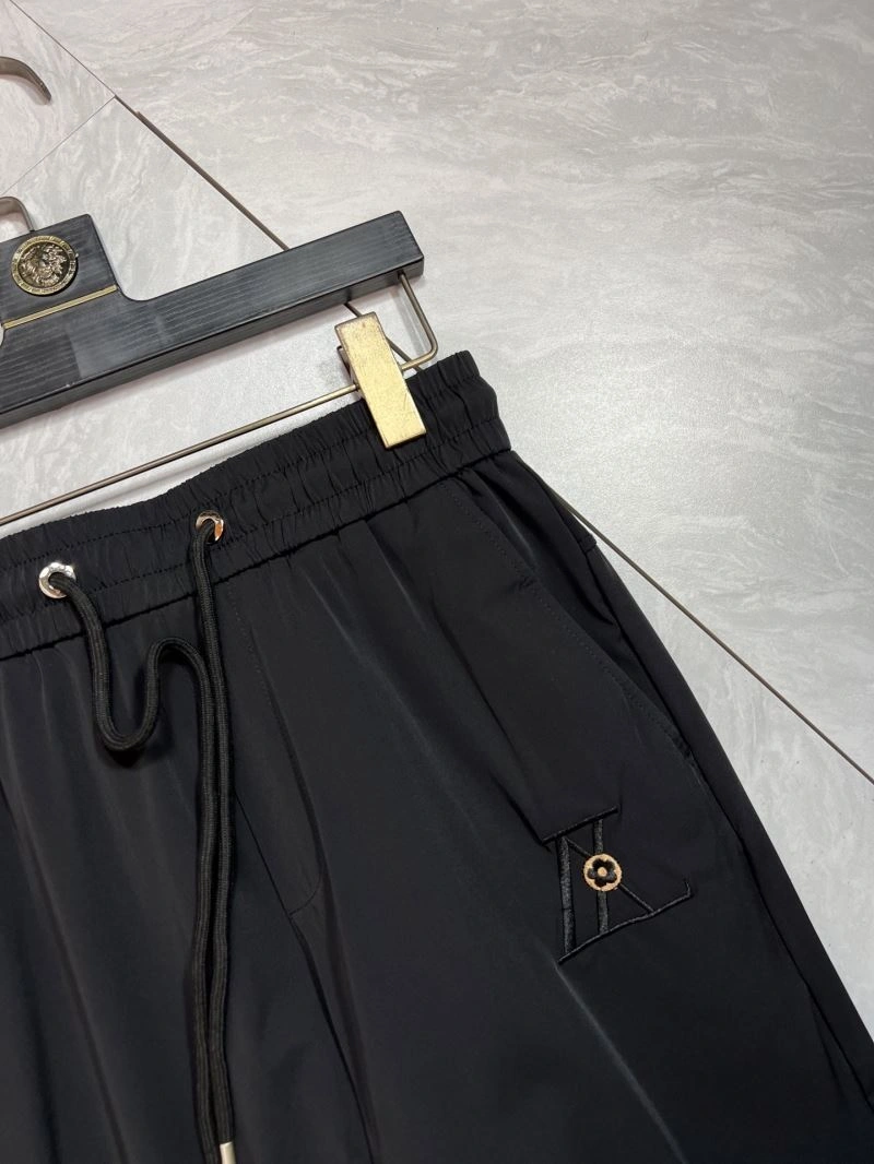 Louis Vuitton Long Pants Sustainable 135026