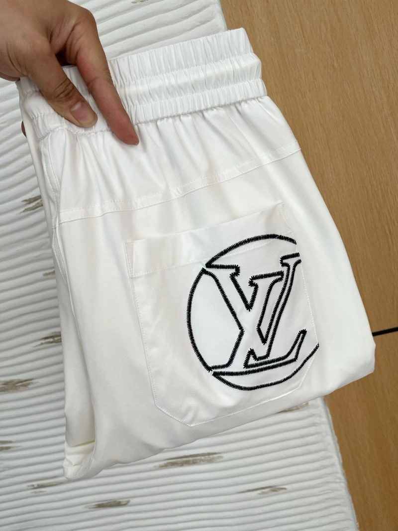 Louis Vuitton Long Pants Sporty 135021