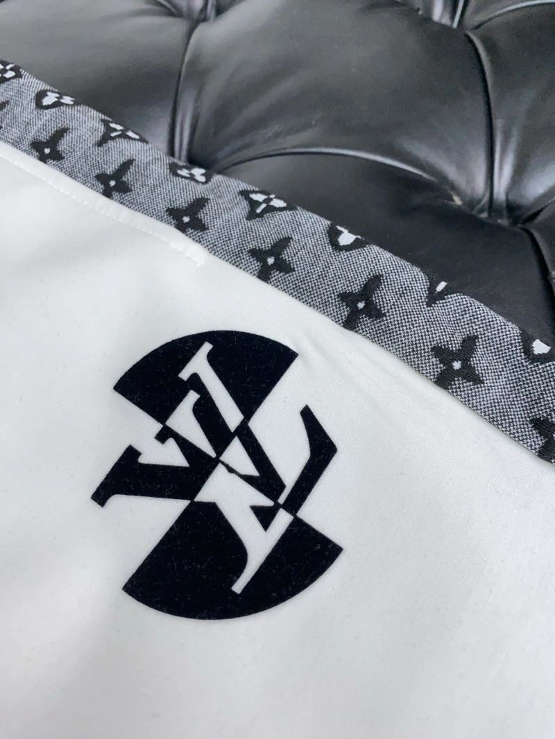 Functional Louis Vuitton Long Pants 135012
