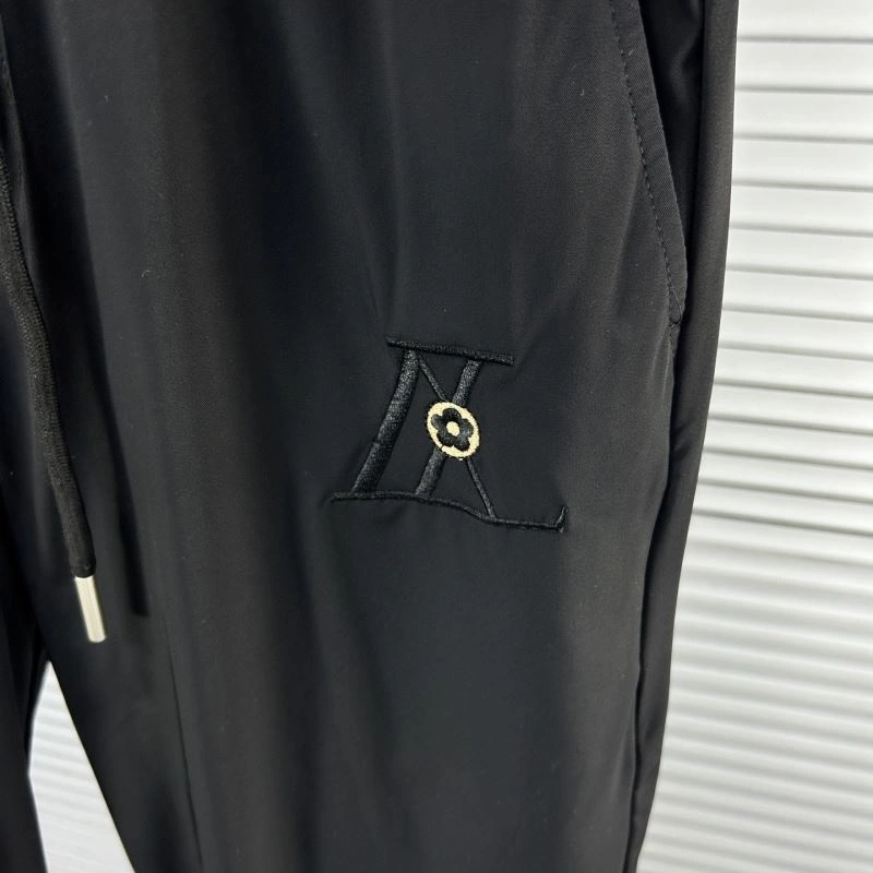 Lightweight Louis Vuitton Long Pants 135005