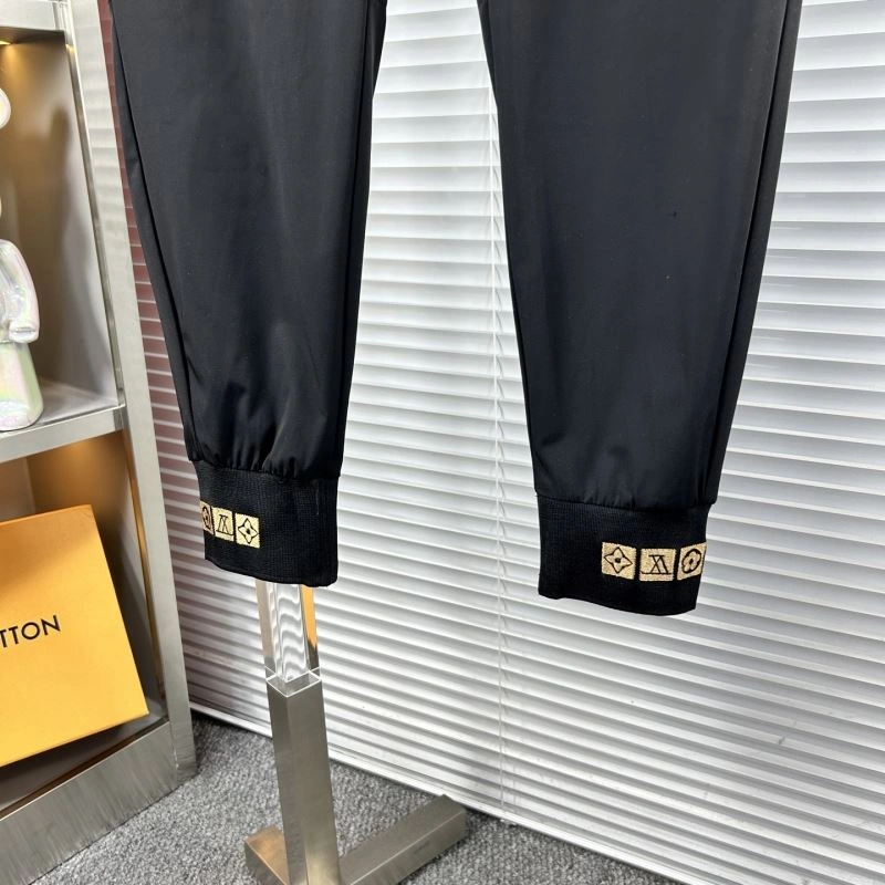 Lightweight Louis Vuitton Long Pants 135005