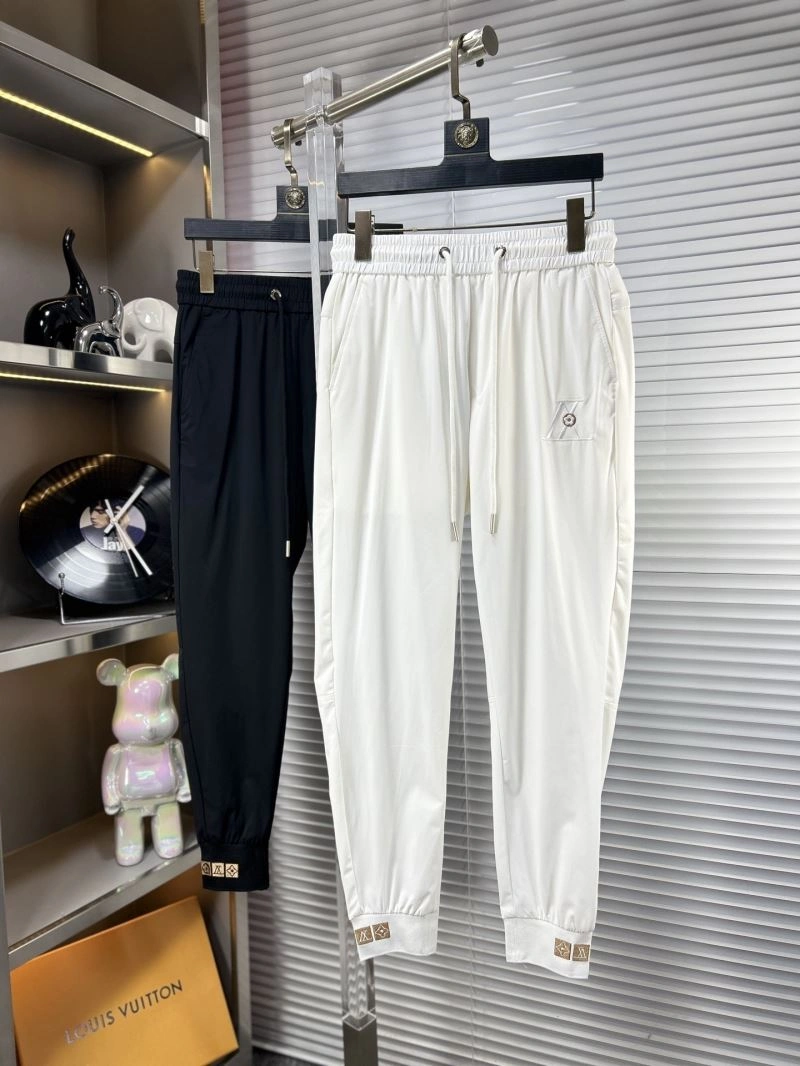 Lightweight Louis Vuitton Long Pants 135005