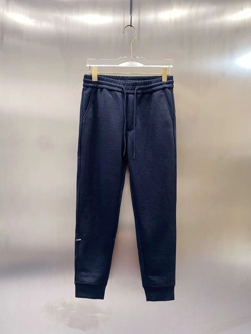 Sporty Louis Vuitton Long Pants 135062