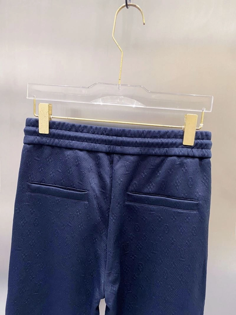Sporty Louis Vuitton Long Pants 135062