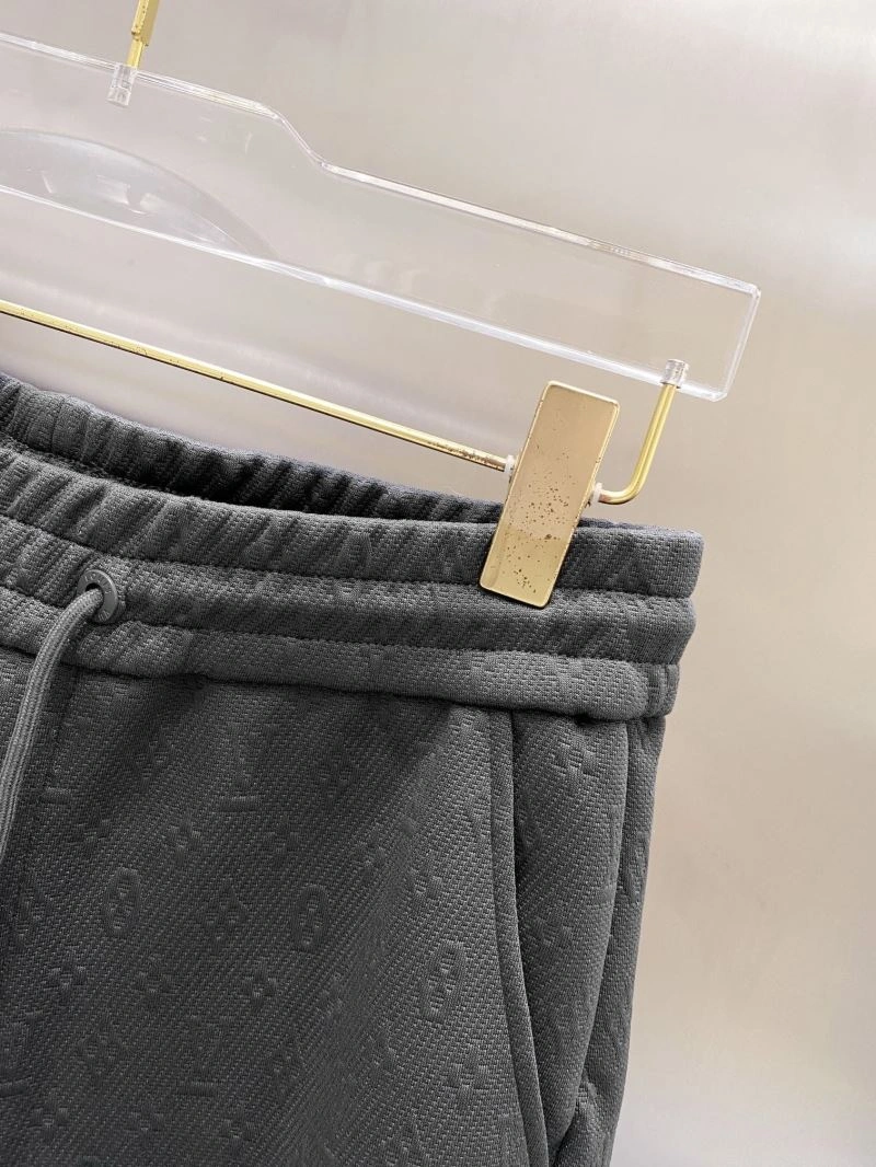 NewStyle Louis Vuitton Long Pants 135143
