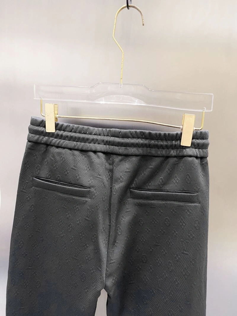 NewStyle Louis Vuitton Long Pants 135143