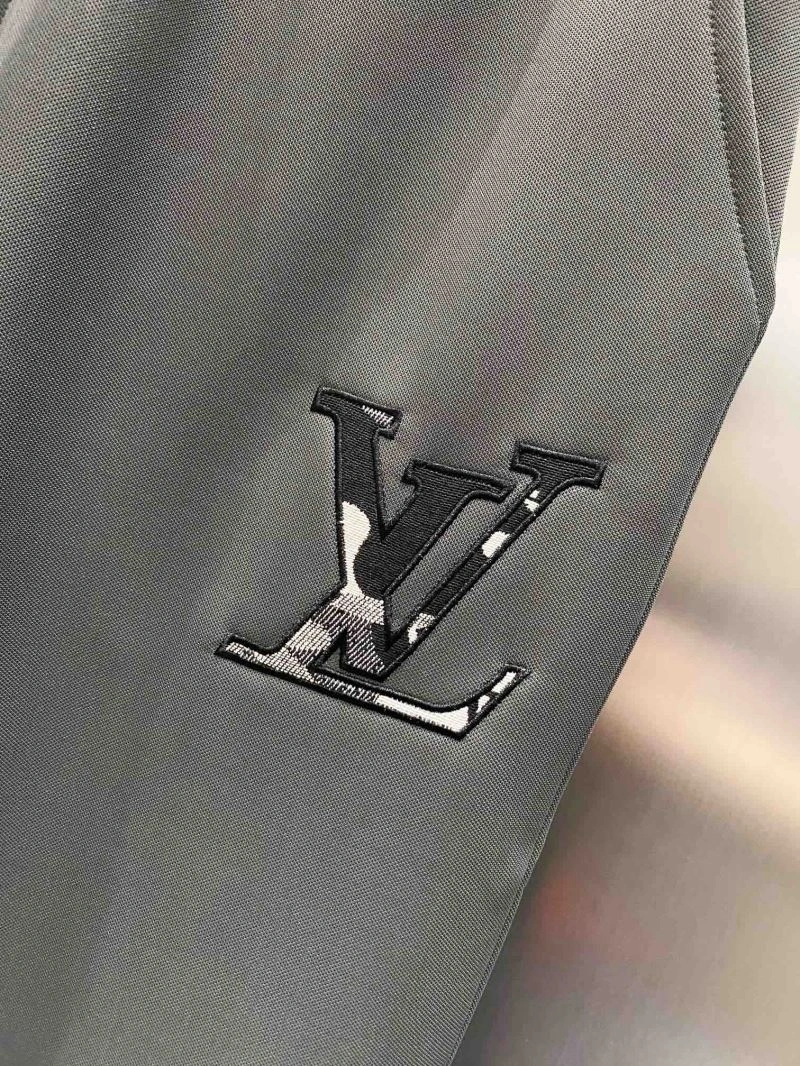 NewStyle Louis Vuitton Long Pants 134998