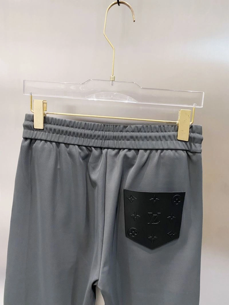 NewStyle Louis Vuitton Long Pants 134998