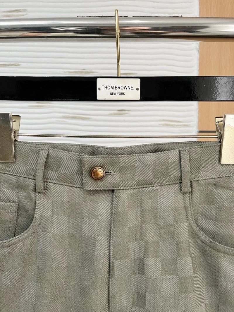 WellDesigned Louis Vuitton Long Pants 135000