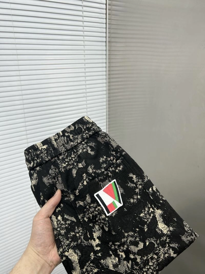 Vibrant Louis Vuitton Long Pants 135010