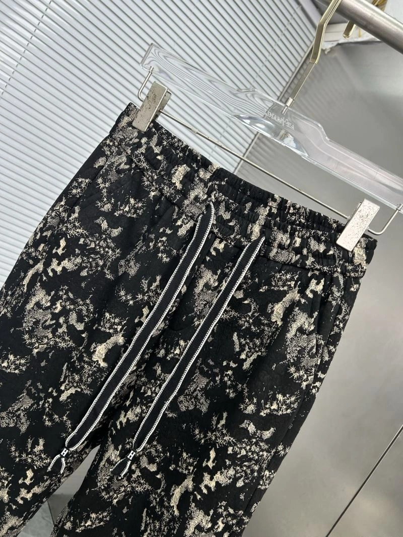 Vibrant Louis Vuitton Long Pants 135010