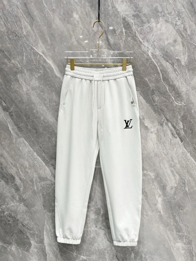 Sleek Louis Vuitton Long Pants 135008