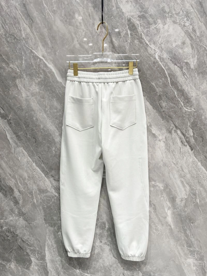 Sleek Louis Vuitton Long Pants 135008