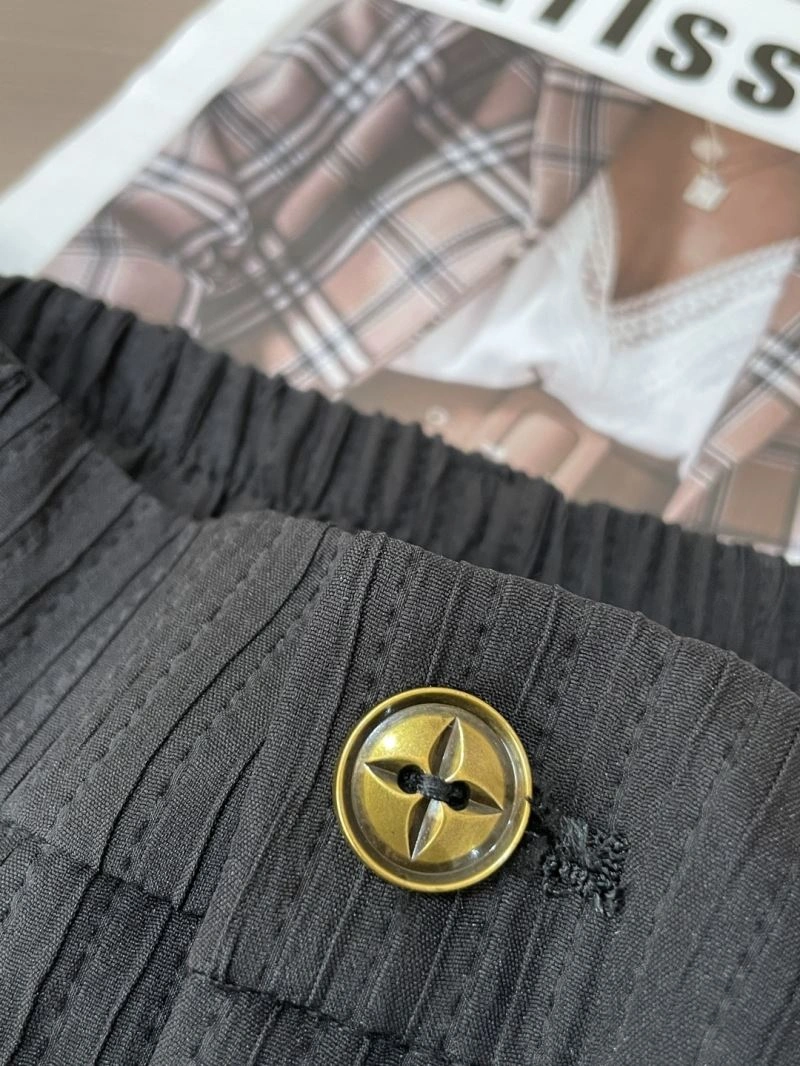 Louis Vuitton Long Pants ZipUp 134991