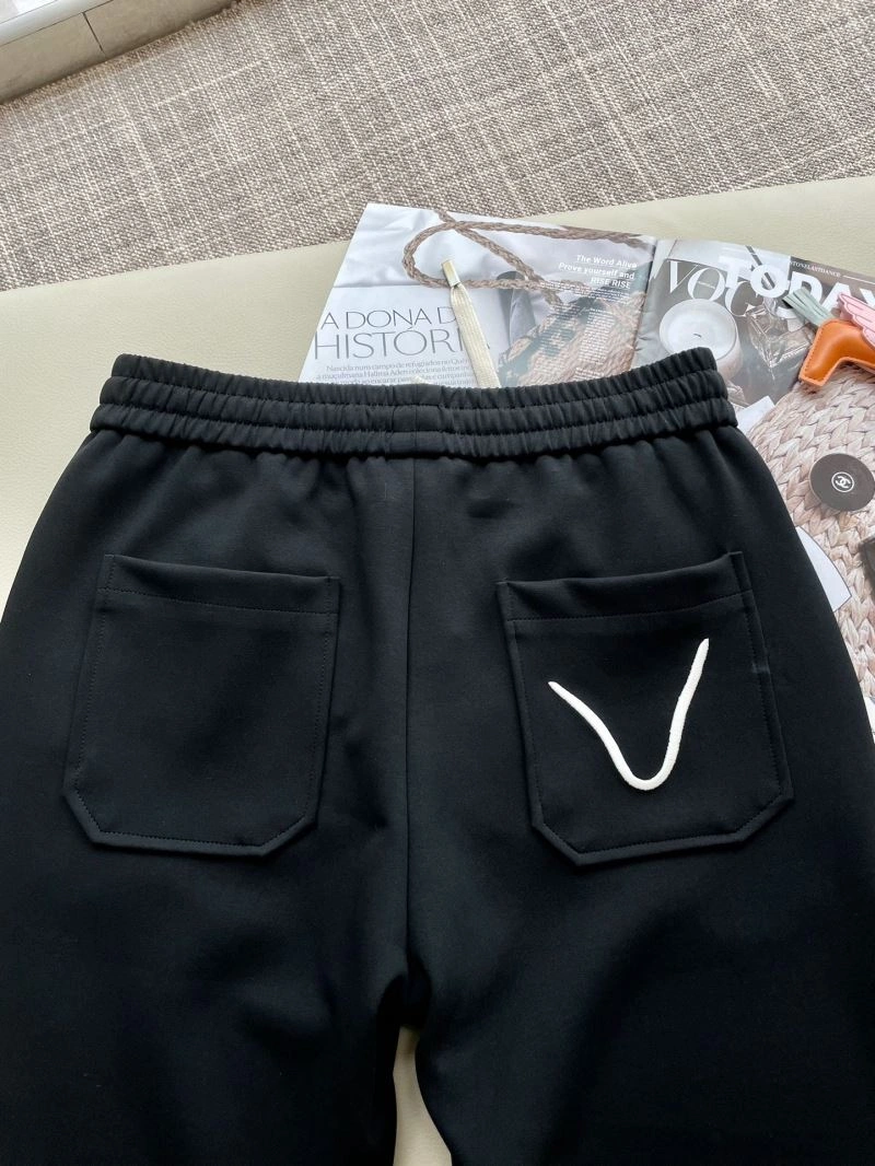 Louis Vuitton Long Pants Classic 134984