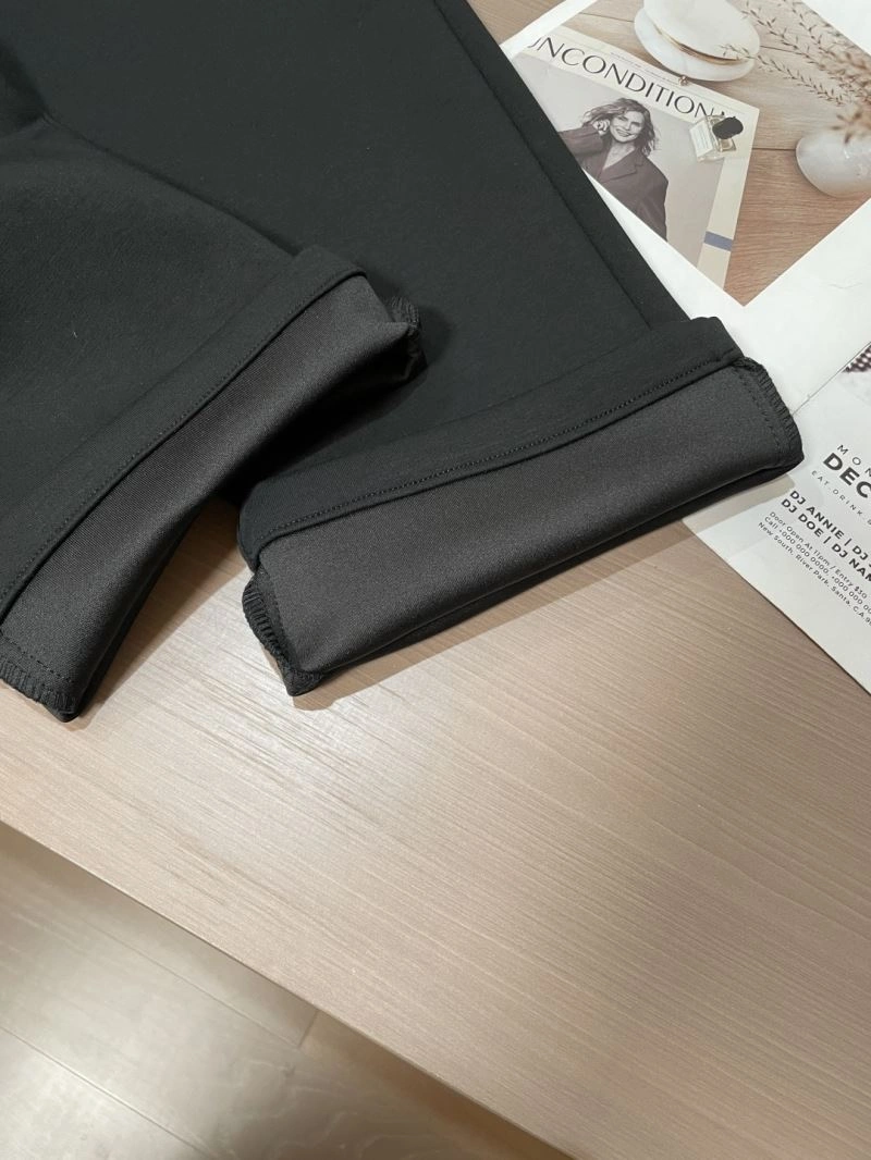 Lightweight Louis Vuitton Long Pants 134972
