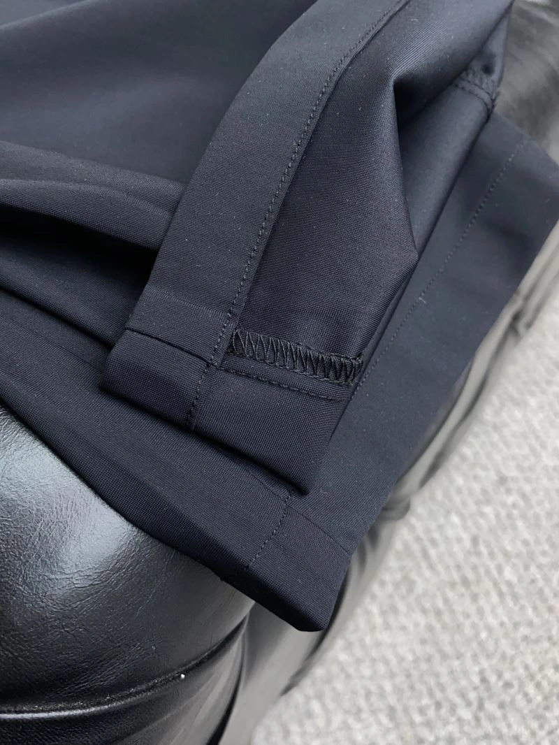 Effortless Louis Vuitton Long Pants 134973