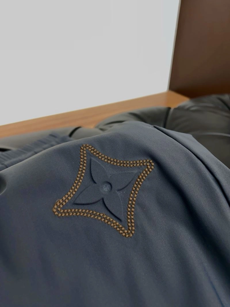 Upgraded Louis Vuitton Long Pants 134966