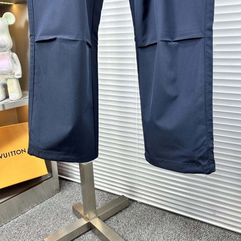 Lightweight Louis Vuitton Long Pants 134975