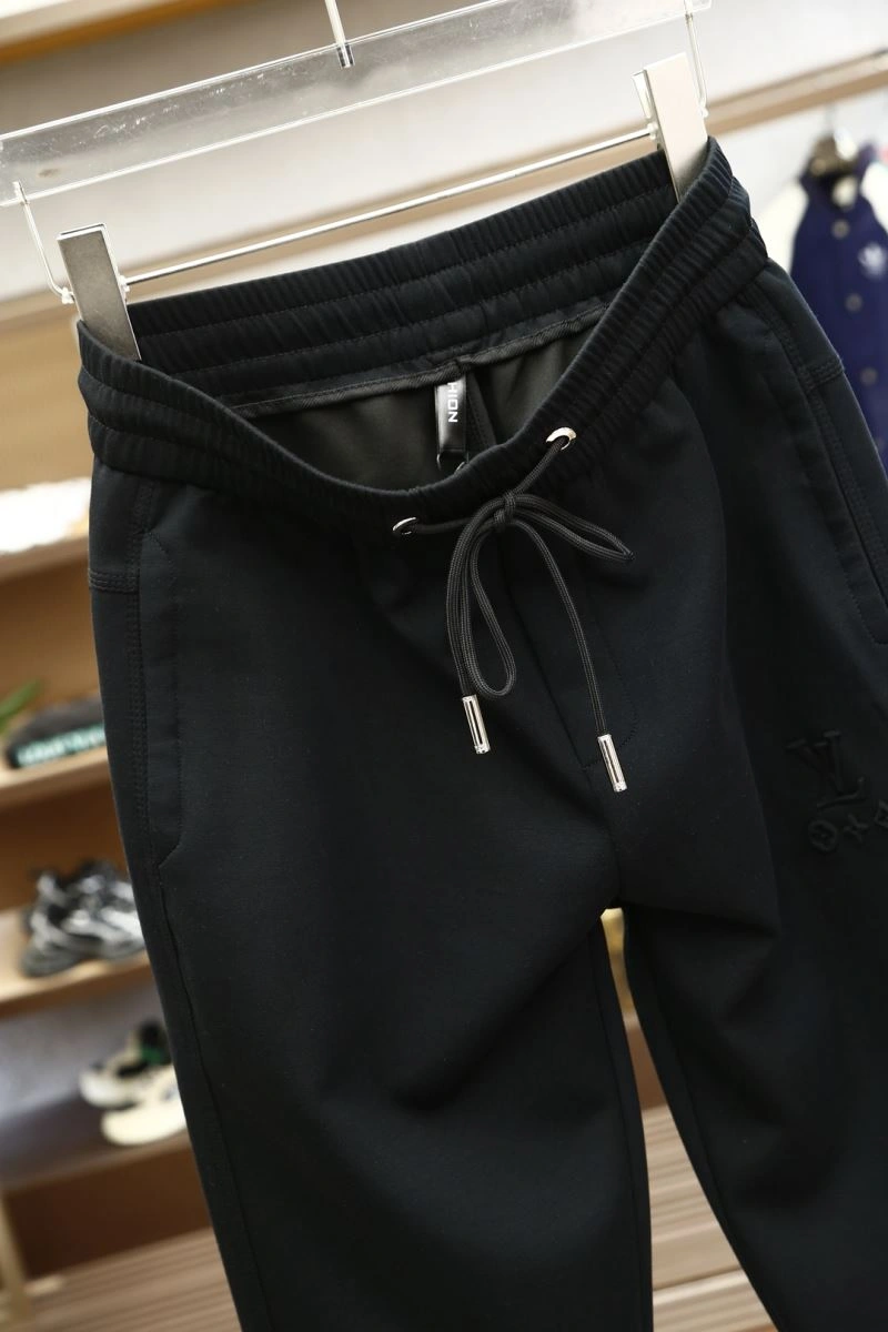 Snug Louis Vuitton Long Pants 134962