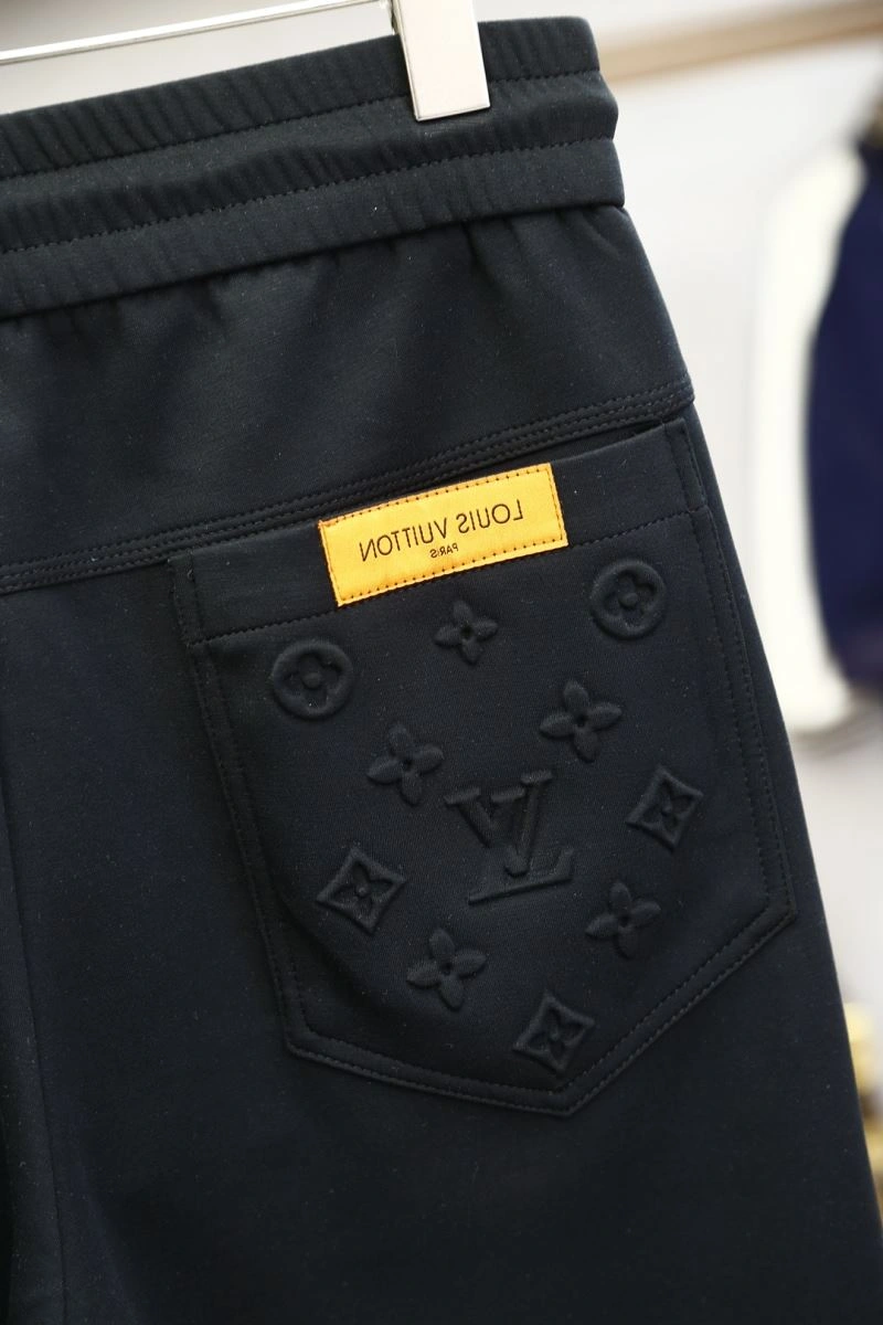 Snug Louis Vuitton Long Pants 134962