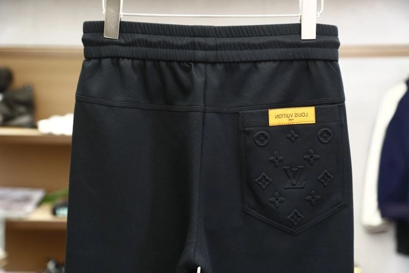 Snug Louis Vuitton Long Pants 134962