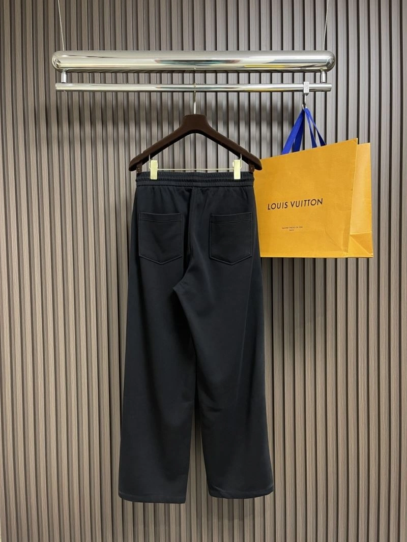 Louis Vuitton Long Pants Casual 134956