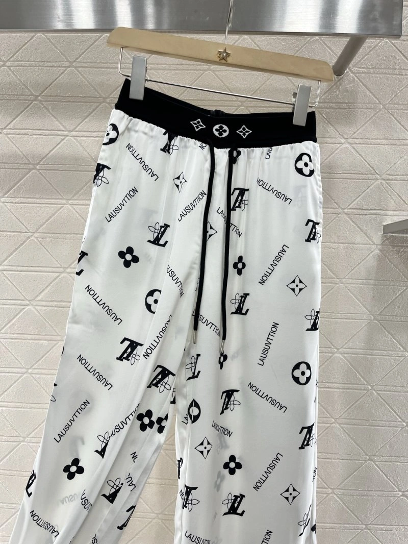 Louis Vuitton Long Pants Practical 131427