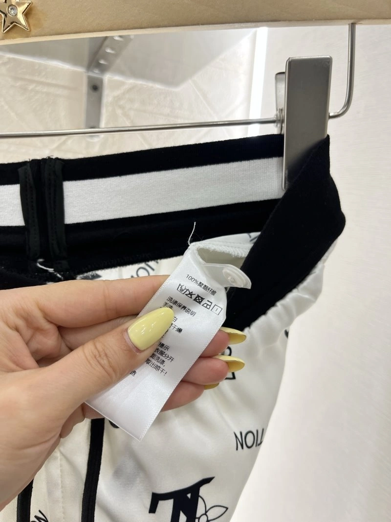 Louis Vuitton Long Pants Practical 131427