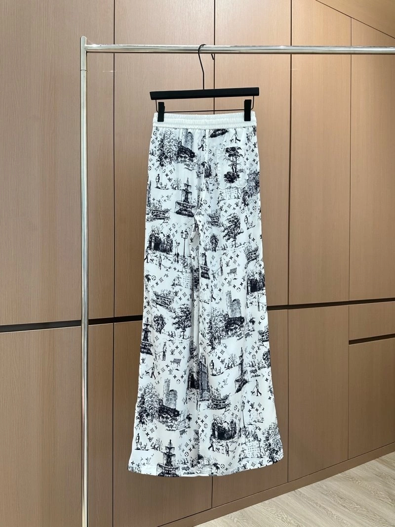 ZipUp Louis Vuitton Long Pants 131396